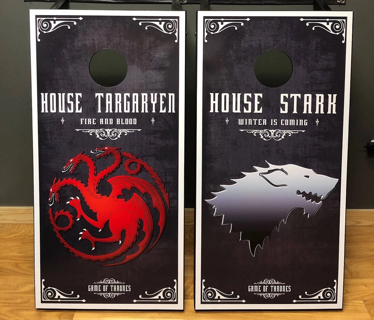 Game Of Thrones Version 2 Cornhole Set With Bags - Image 2